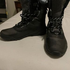 Winter hiking boots